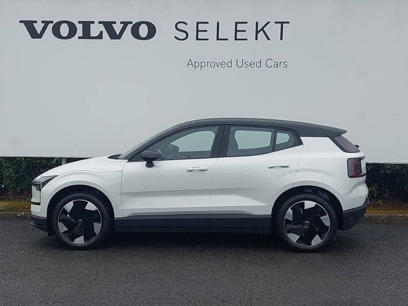 Volvo EX30 200Kw P5 Long Range Plus 69Kwh White #4