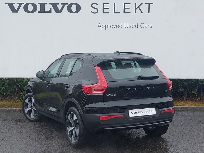 Volvo XC40 2.0 B3p Plus Dark Black #2