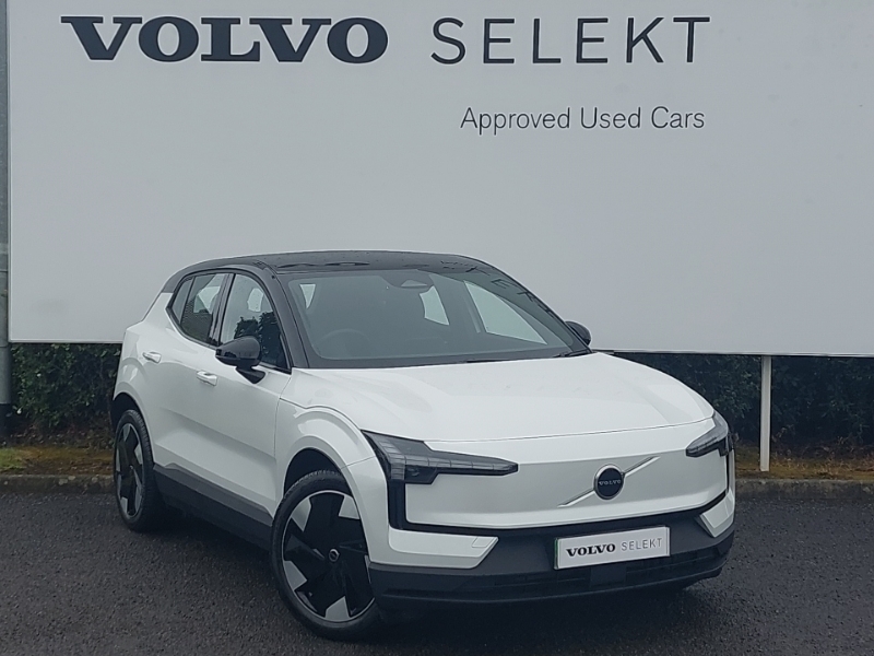Volvo EX30 200Kw Sm Extended Range Plus 69Kwh White