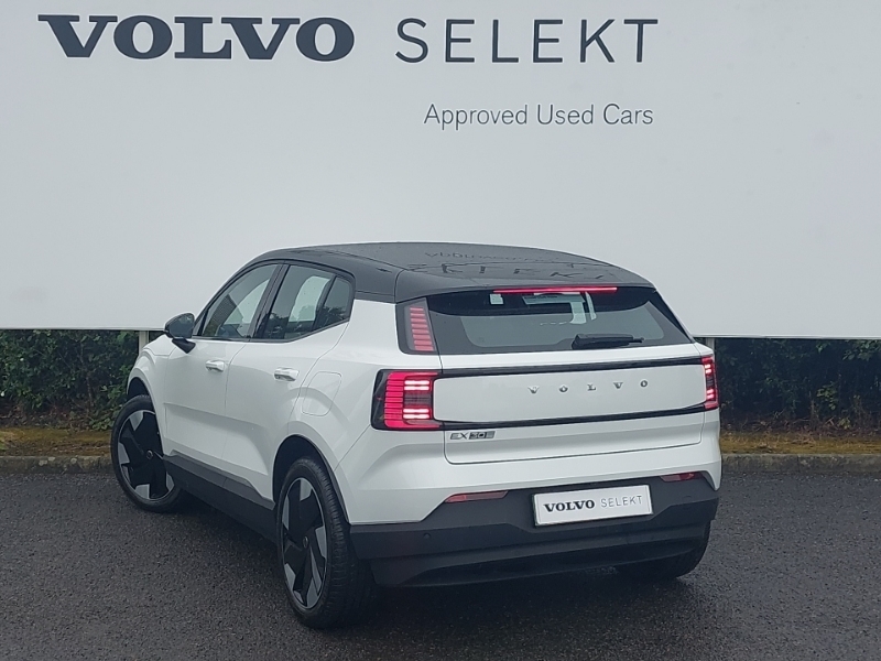 Volvo EX30 200Kw Sm Extended Range Plus 69Kwh White #2