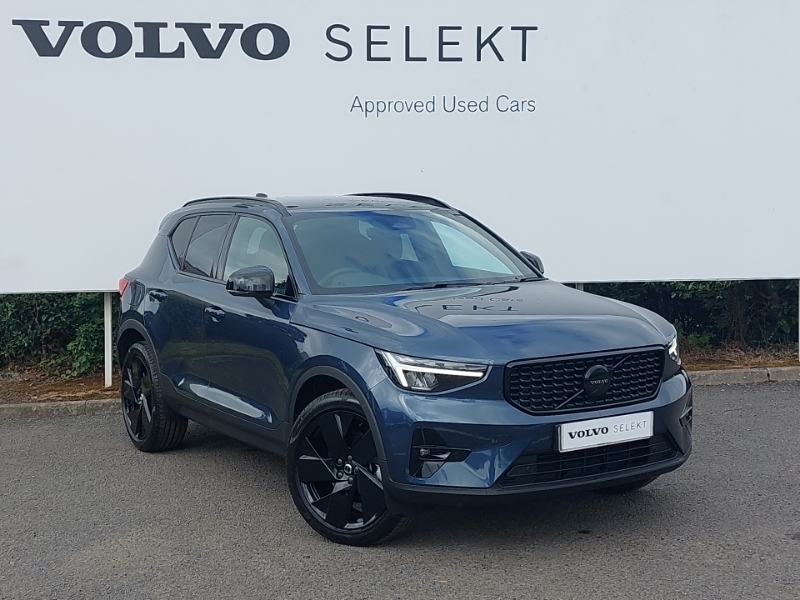 Volvo XC40 2.0 B3p Plus Black Edition Blue