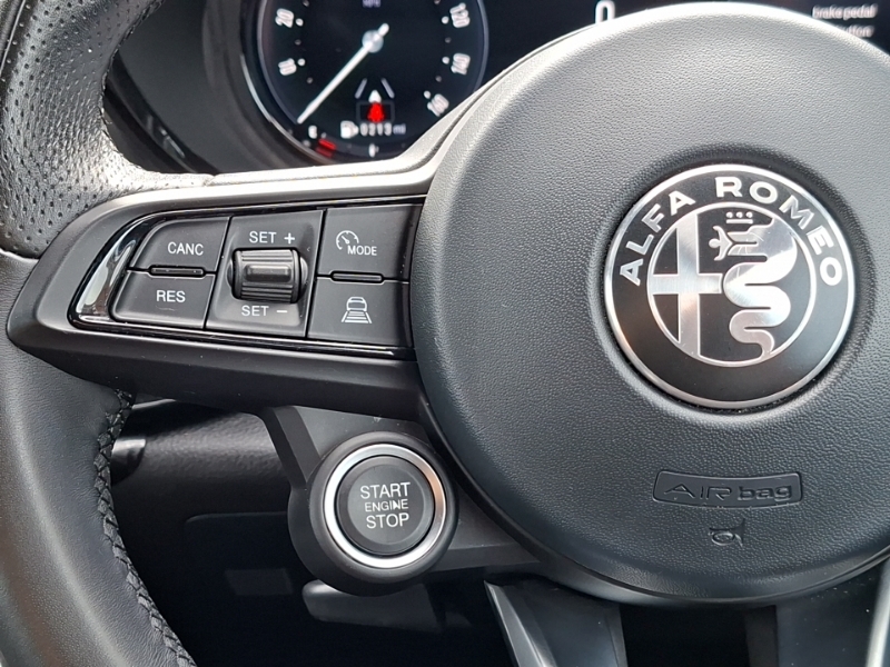 Alfa Romeo Tonale Ti Black #12