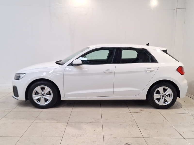 Audi A1 25 Tfsi Technik VE21DPZ White #4