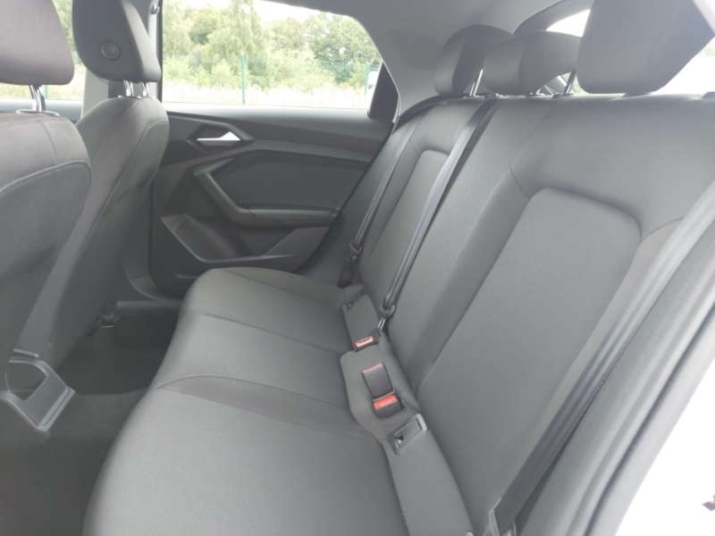 Audi A1 25 Tfsi Technik White #6
