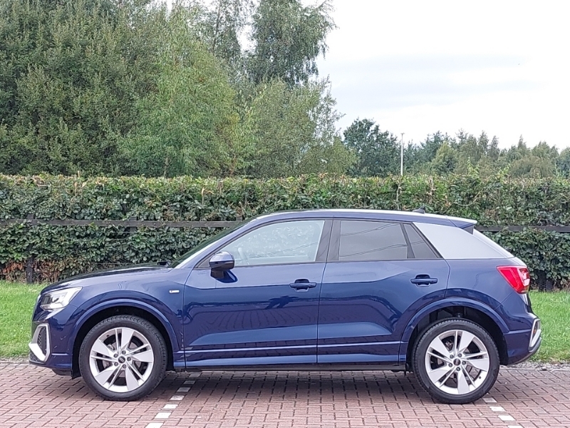 Audi Q2 35 Tfsi S Line Blue #4