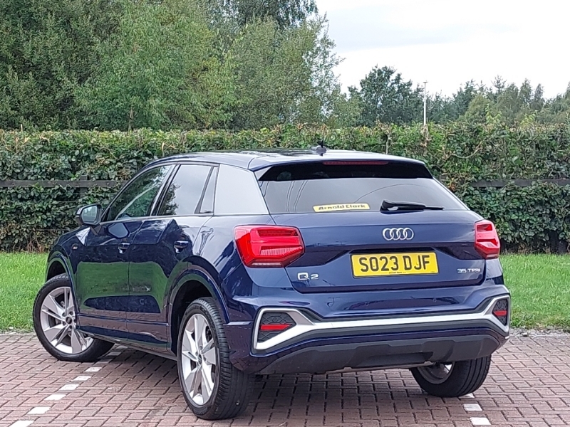 Audi Q2 35 Tfsi S Line Blue #2