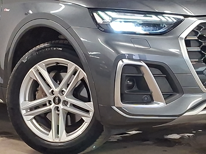 Audi Q5 2L Black Edition Blue #20