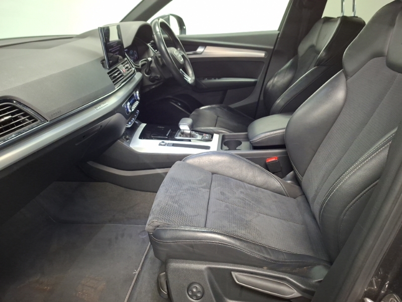 Audi Q5 2L Black Edition Blue #5