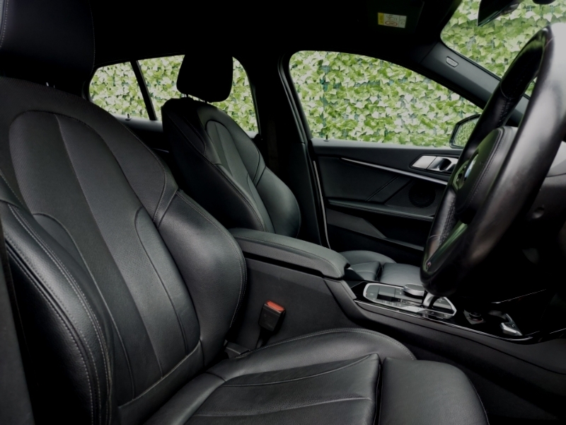 BMW 1 Series Hatchback Grey #11