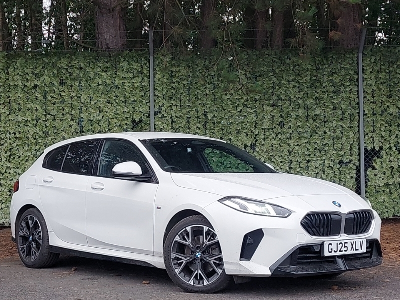 BMW 1 Series 120 M Sport Step White