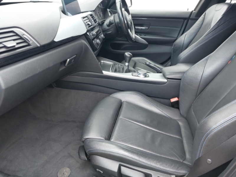 BMW 4 Series 420I M Sport Professional Media Black #5