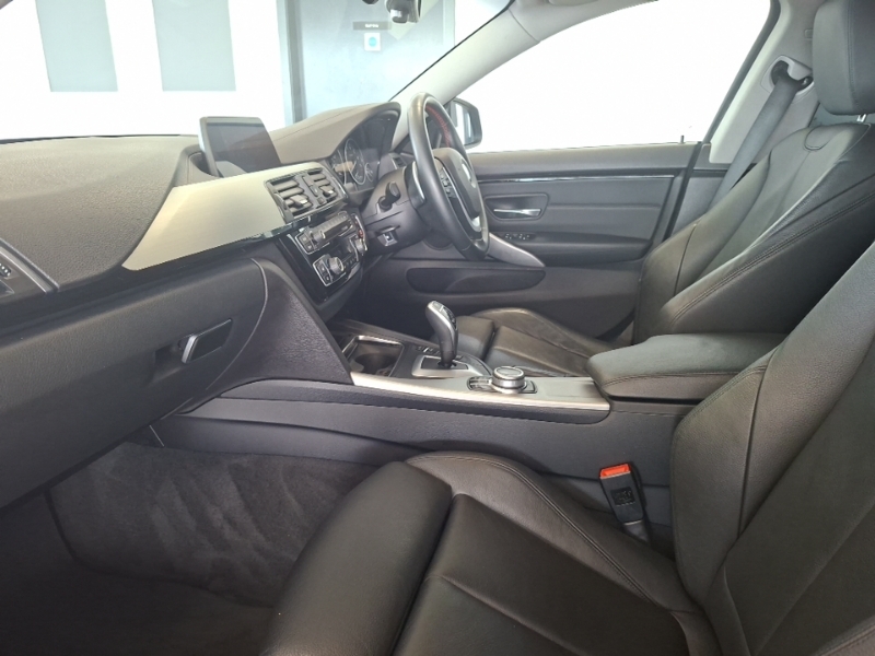 BMW 4 Series 420I Xdrive Sport Business Media Black #5