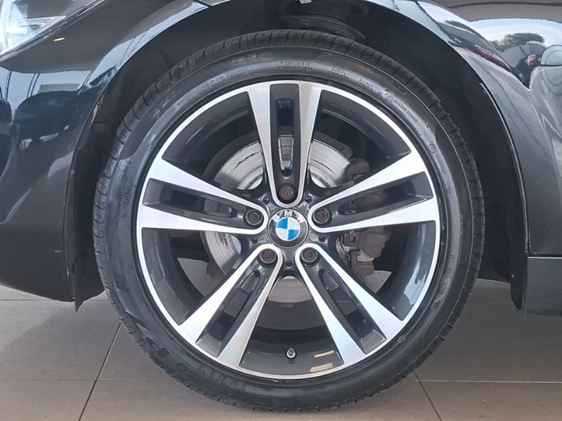 BMW 4 Series M4 Competition White #19