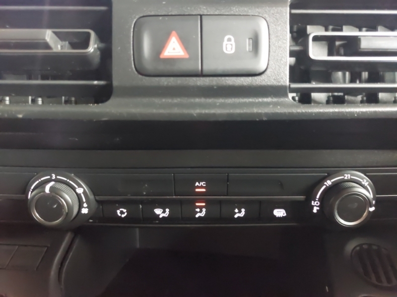 Citroen Berlingo Hatchback Grey #15