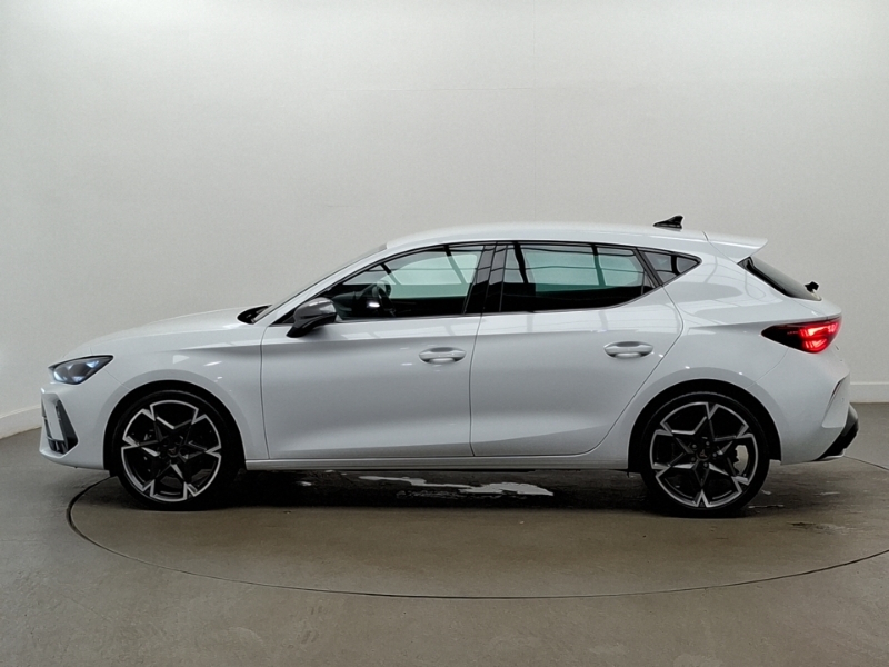 Cupra Leon 1.5 Tsi 150 V2 White #4
