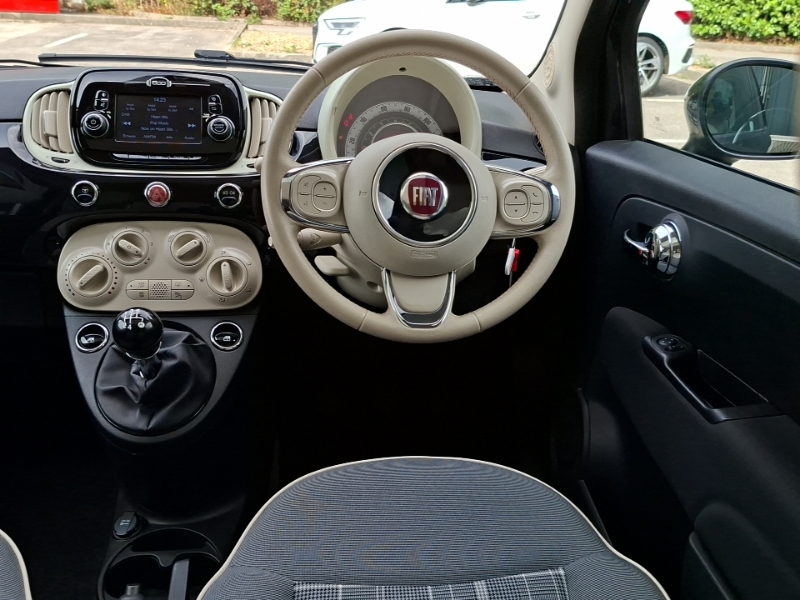 Fiat 500 Lounge Green #8