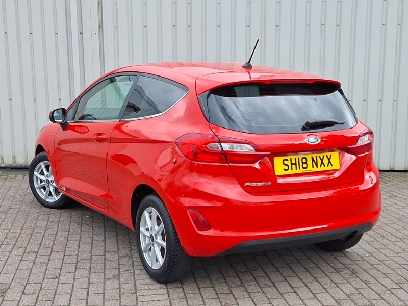 Ford Fiesta 1.1 Zetec Red #2