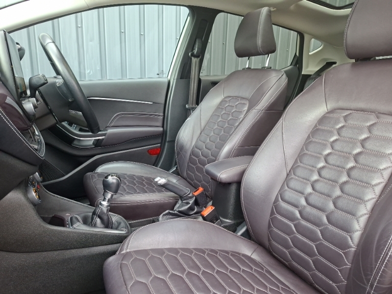 Ford Fiesta Hatchback Grey #5
