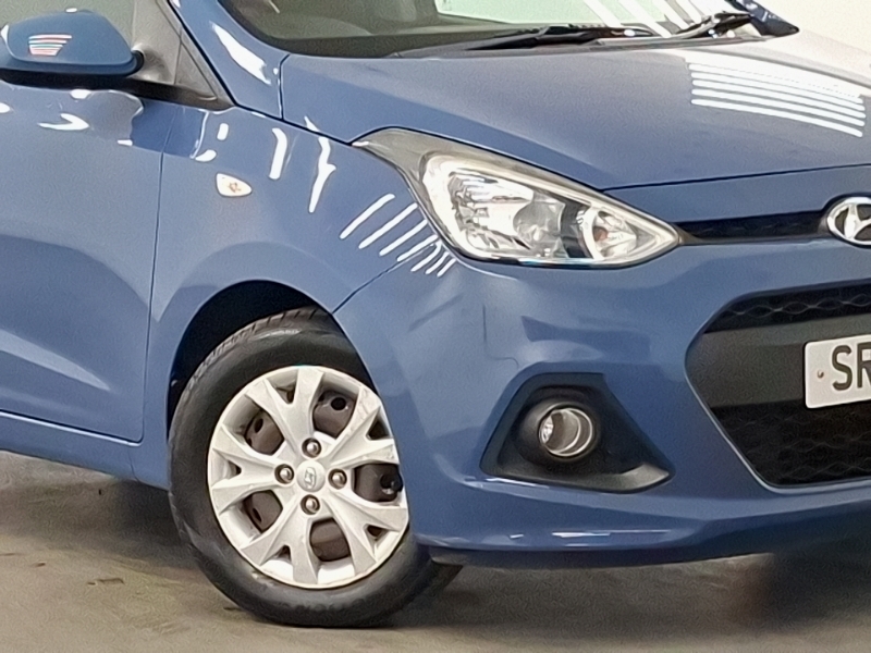 Hyundai I10 Hatchback Black #20