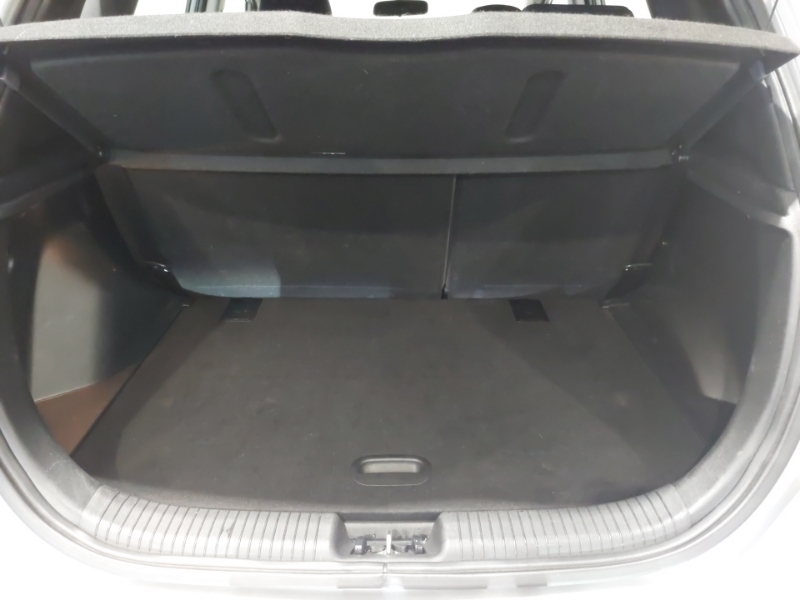 Hyundai Ix20 1.6L Active White #18