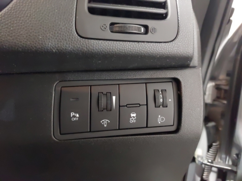 Hyundai Ix20 1.6L Active White #17