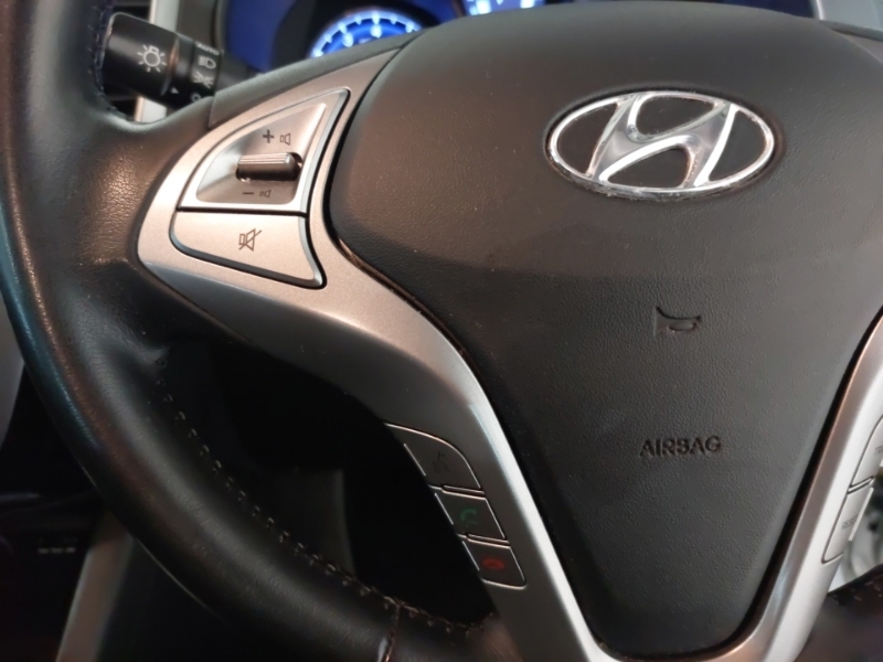 Hyundai Ix20 1.6L Active White #12