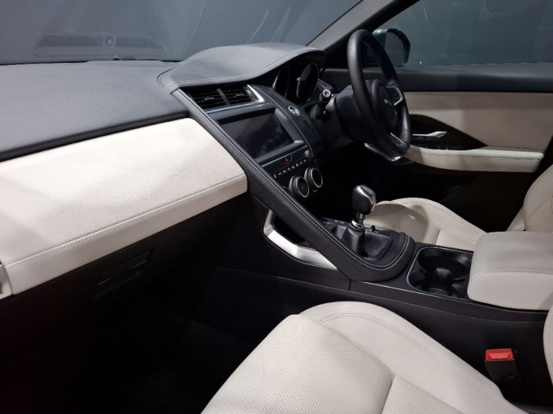 Jaguar E-Pace 2.0D R-dynamic S 2Wd Grey #5