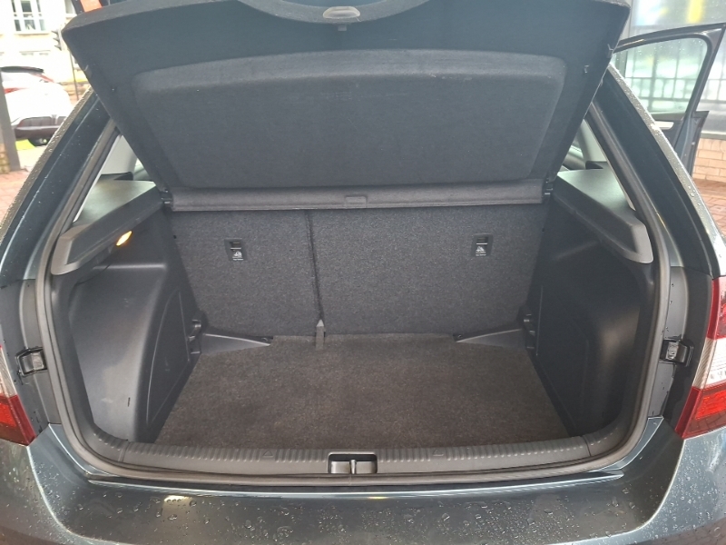 Skoda Rapid Spaceback Spaceback Se Sport Tsi White #18