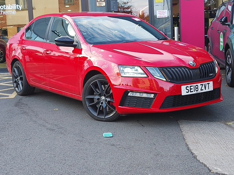 Skoda Octavia 2.0 Tsi Vrs Red