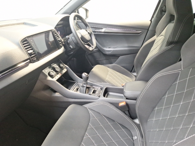 Skoda Karoq 1.5 Tsi Sportline Edition Black #5