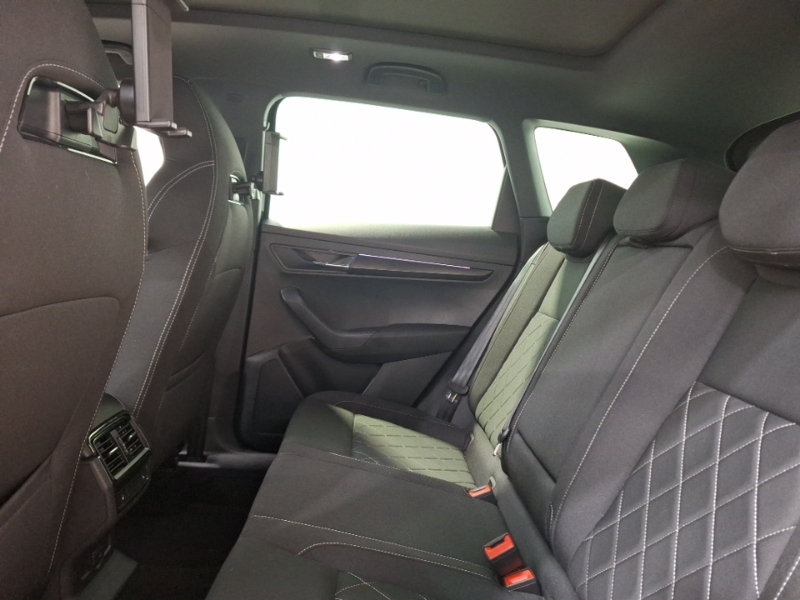 Skoda Karoq 1.5 Tsi Sportline Edition Black #6