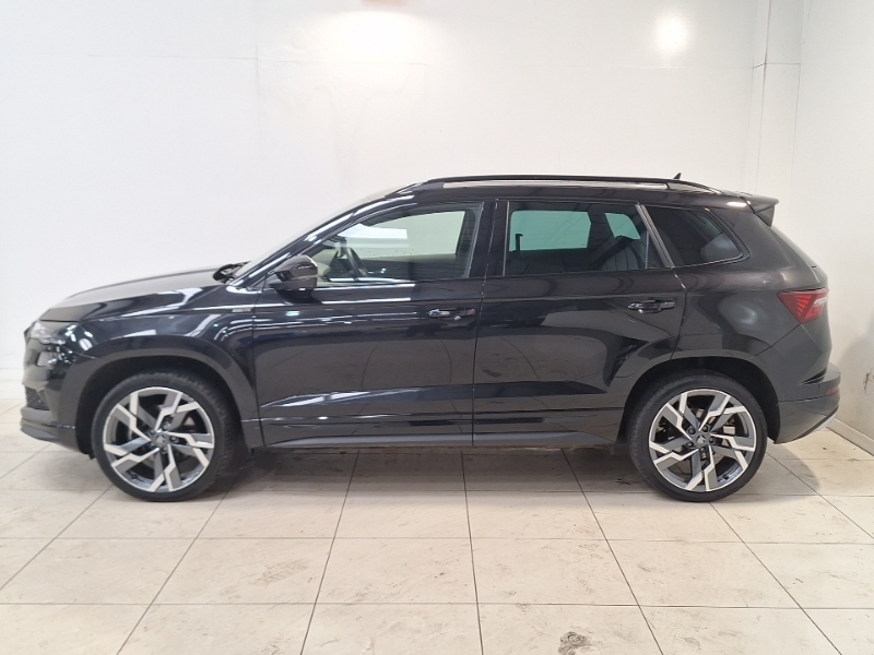 Skoda Karoq 1.5 Tsi Sportline Edition Black #4