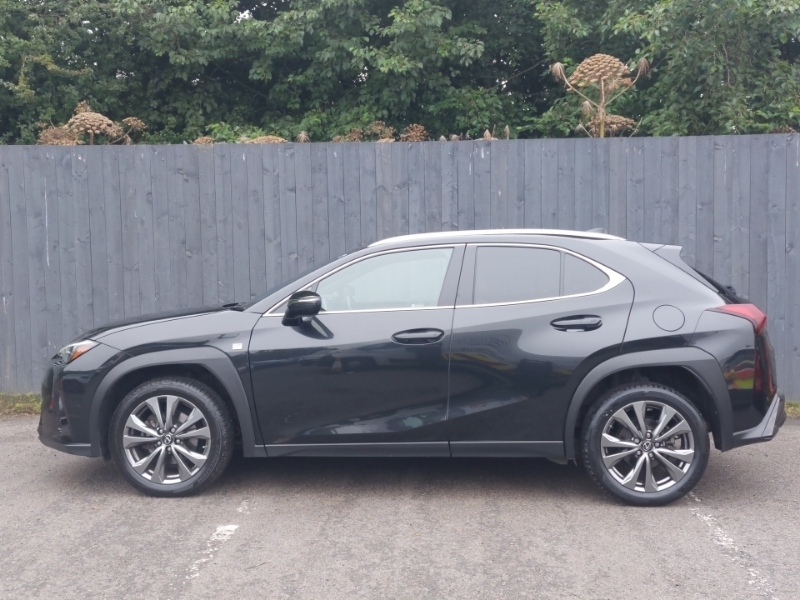 Lexus UX 250H 2.0 F-sport Design Cvt Black #4