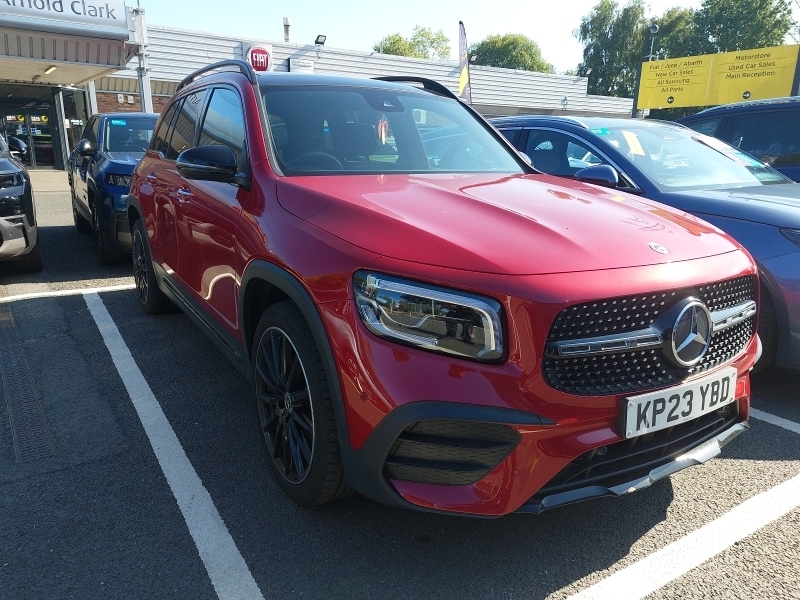 Mercedes-Benz GLB Class Glb 200 Amg Line Premium Night Ed 7G-tronic Red