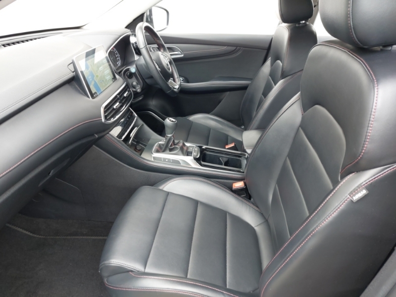 MG HS 1.5 T-gdi Excite Black #5