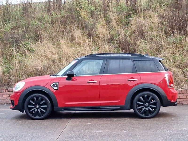 Mini Countryman 2.0 Cooper S 7 Speed SA68OSP Red #4