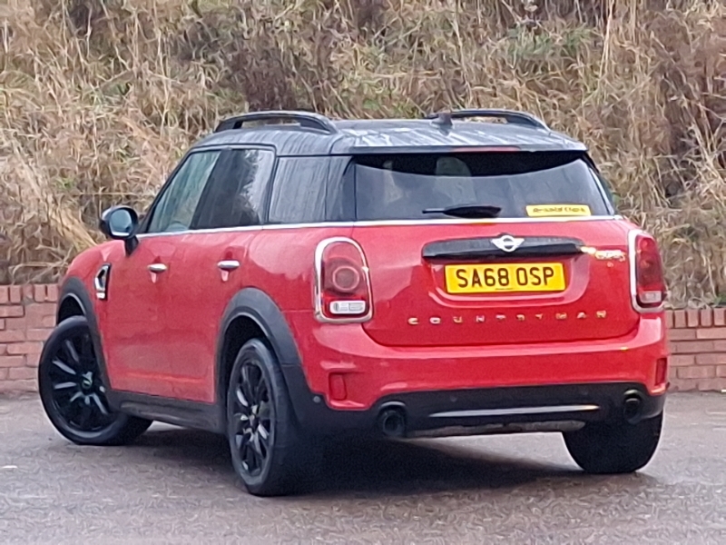 Mini Countryman 2.0 Cooper S 7 Speed SA68OSP Red #2