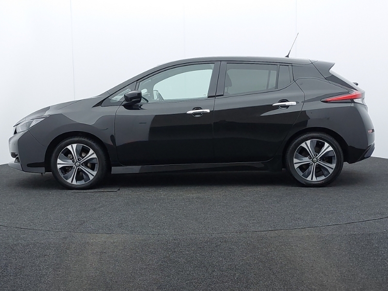 Nissan Leaf 110Kw N-connecta 40Kwh Black #4