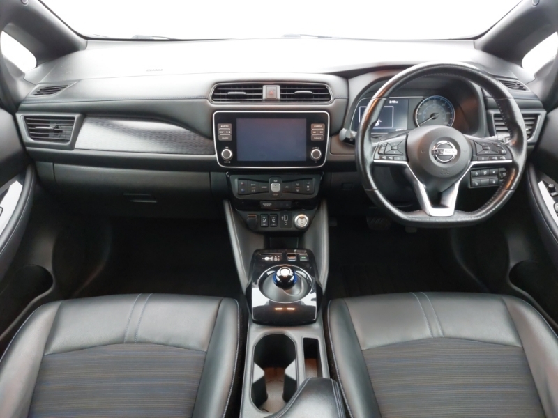 Nissan Leaf 110Kw N-connecta 40Kwh Black #3