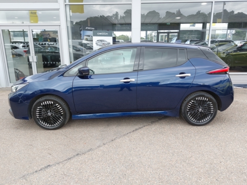 Nissan Leaf 110Kw N-connecta 39Kwh Blue #4