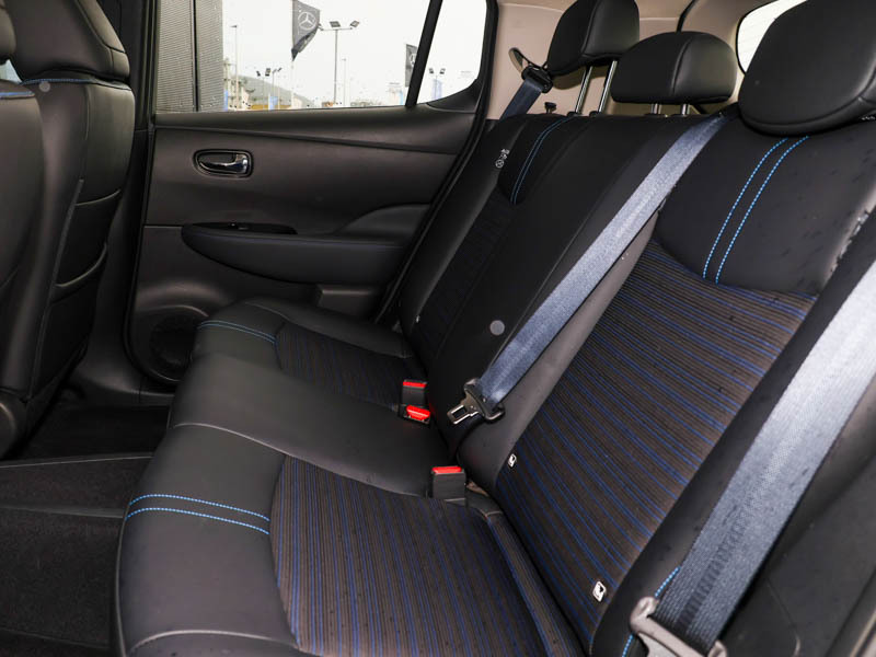Nissan Leaf 160Kw E N-connecta 59Kwh Grey #6