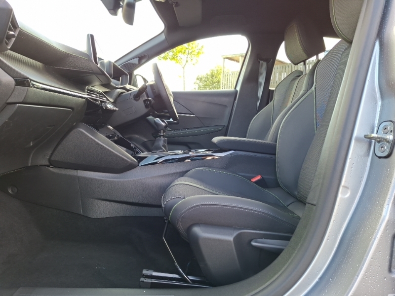 Peugeot 208 1.2 100 Turbo Gt Grey #5