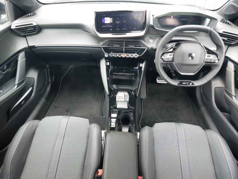 Peugeot 208 1.2 Hybrid 110 Gt E-dsc6 Black #3