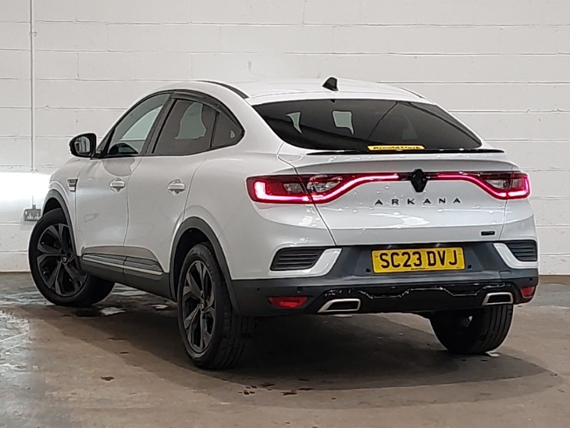 Renault Arkana 1.6 E-tech Full Hybrid 145 Engineered White #2
