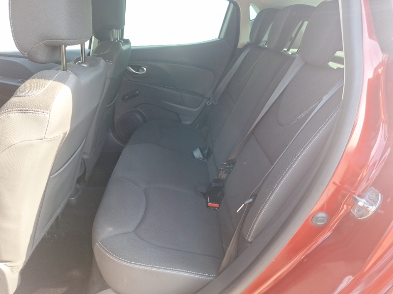 Renault Clio 0.9 Tce 90 Iconic PO69PXB Red #6