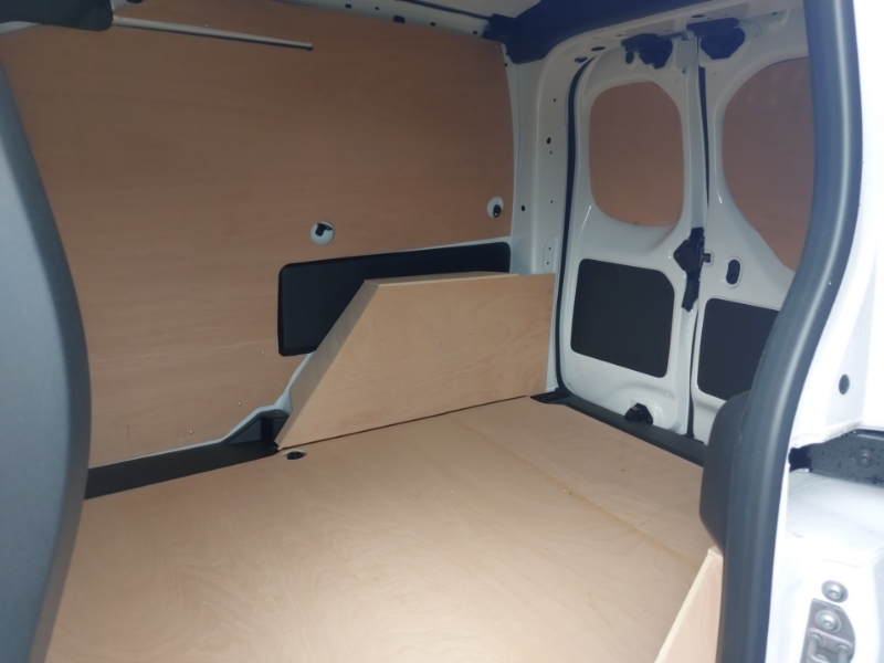Renault Kangoo L1 Ml19 Tce 130 Advance Safety Van White #6