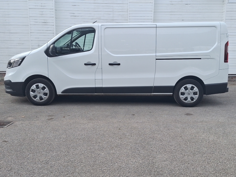 Renault Trafic Ll30 Blue Dci 130 Advance Safety Van White #4