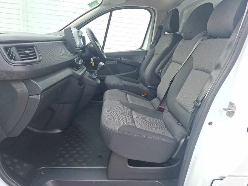 Renault Trafic Ll30 Blue Dci 130 Advance Safety Van SC24LBK White #5