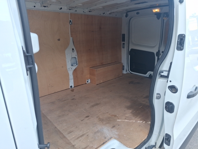 Renault Trafic Ll30 Blue Dci 130 Advance Safety Van SC24LBK White #6