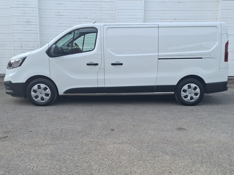 Renault Trafic Ll30 Blue Dci 130 Advance Safety Van SC24LBK White #4